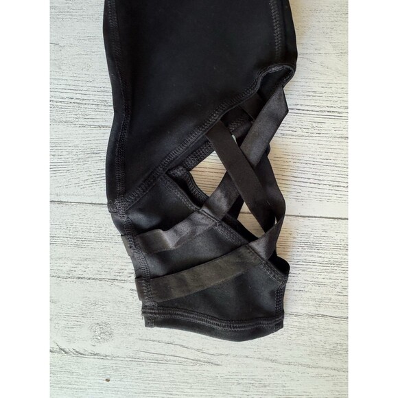 NWT Women's Black ACTIVE LIFE Lattice Bottom Leggings Size Medium - Picture 6 of 11